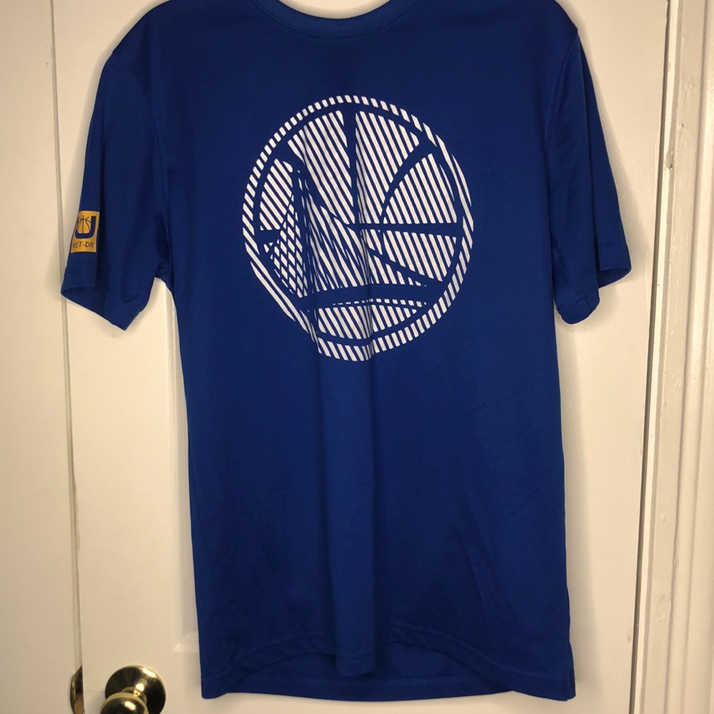 NBA Golden State Warriors t-shirt *size medium*